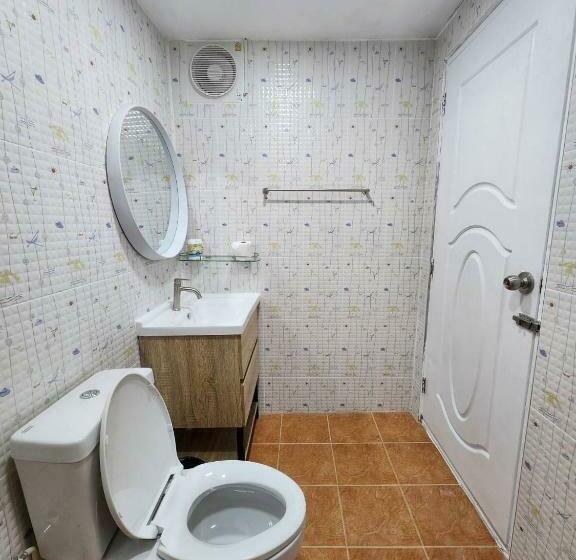 استوديو قياسي مطل على البحيرة, Lake Hill Resort Kanchanaburi