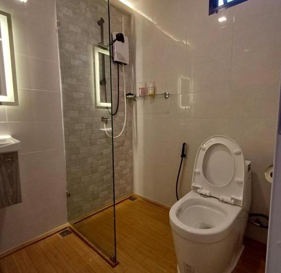 Номер Deluxe Кровать Кинг, Lake Hill Resort Kanchanaburi