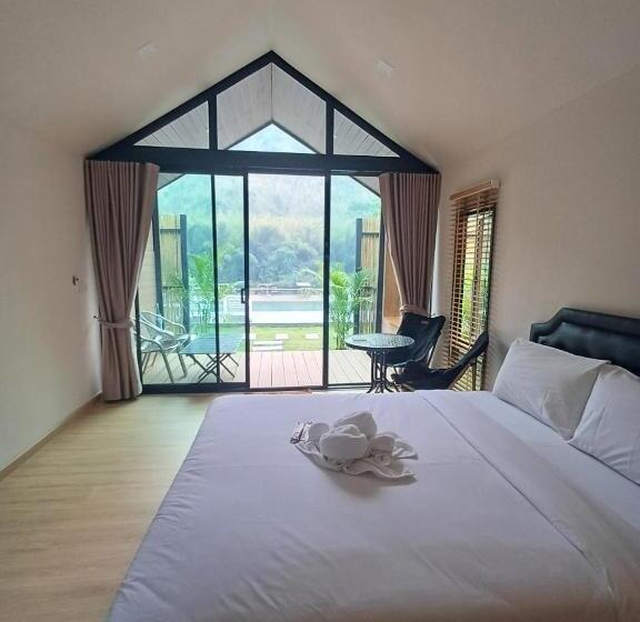 غرفة ديلوكس سرير كينج, Lake Hill Resort Kanchanaburi