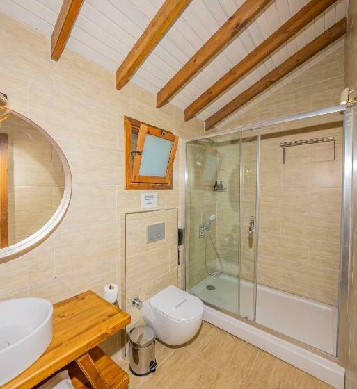 בקתת חדר, Kairos Valley Health & Nature Resort