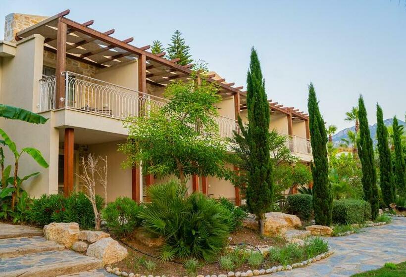 חדר דלוקס נוף לגינה, Kairos Valley Health & Nature Resort