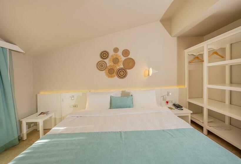 חדר דלוקס נוף לגינה, Kairos Valley Health & Nature Resort