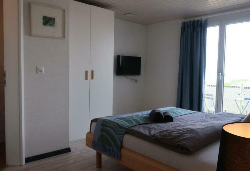 חדר סטנדרט נוף לים עם מרפסת, Mbar