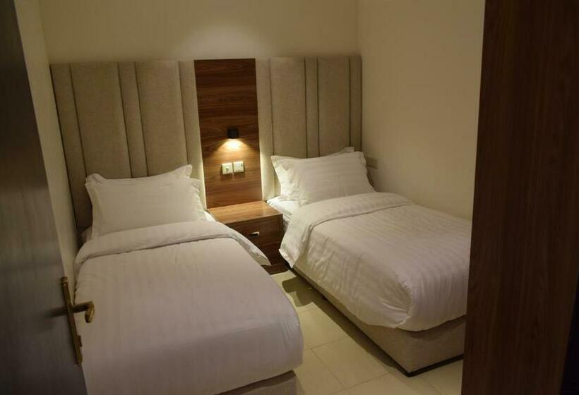 デラックストリプルルーム, منام الخرج للوحدات الفندقية