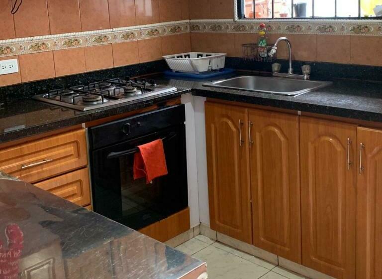 חדר סטנדרט חדר אמבטיה משותף, Bogotá Rooms Aeropuerto Y Centro Conecta