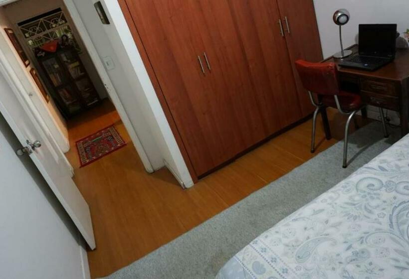 اتاق استاندارد با سرویس بهداشتی مشترک, Bogotá Rooms Aeropuerto Y Centro Conecta