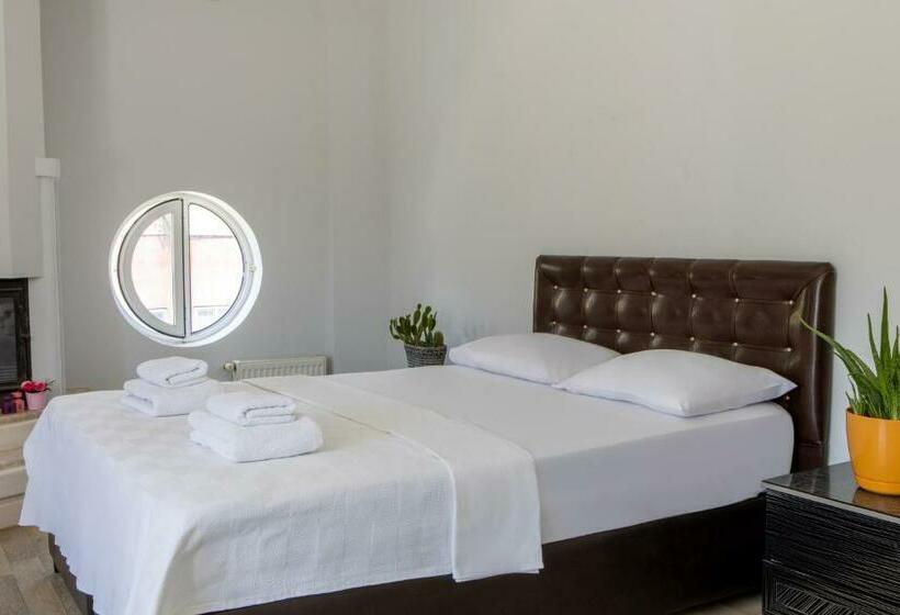 패밀리 룸, Olya Boutique