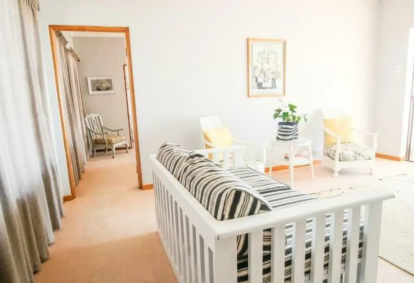 Deluxe Suite Sea View, A View At Kingfisher Port Alfred Guest Accommodation