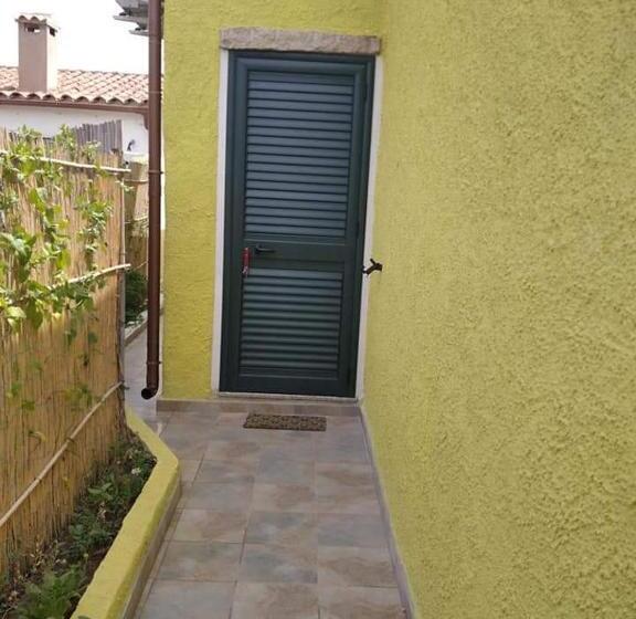 标准间, B&b Li Salcuneddi