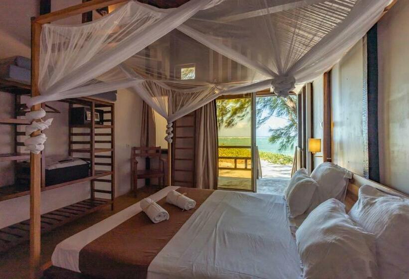 بانگلوی استاندارد, Madakitecamp