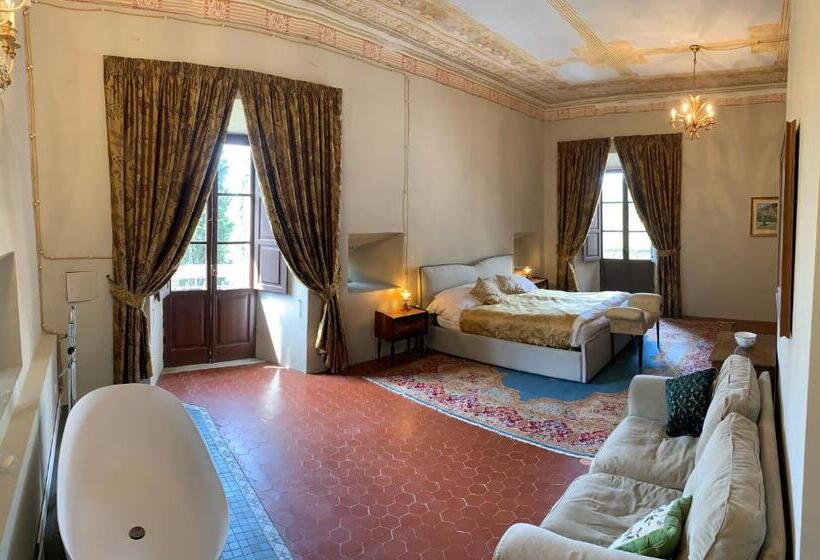 Люкс с Балконом, Castello Del Poderetto