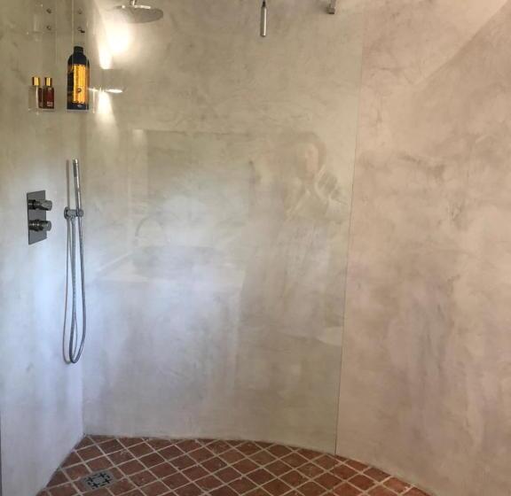 Номер Стандарт, Castello Del Poderetto