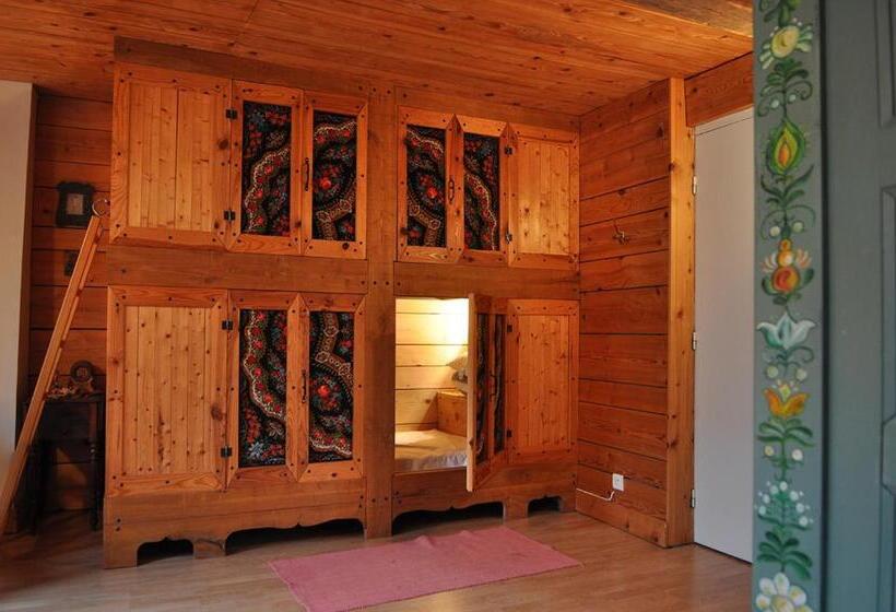 Номер Стандарт Вид на Горы, L échappée Belle