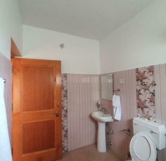 经济房, Streamlet Homestay