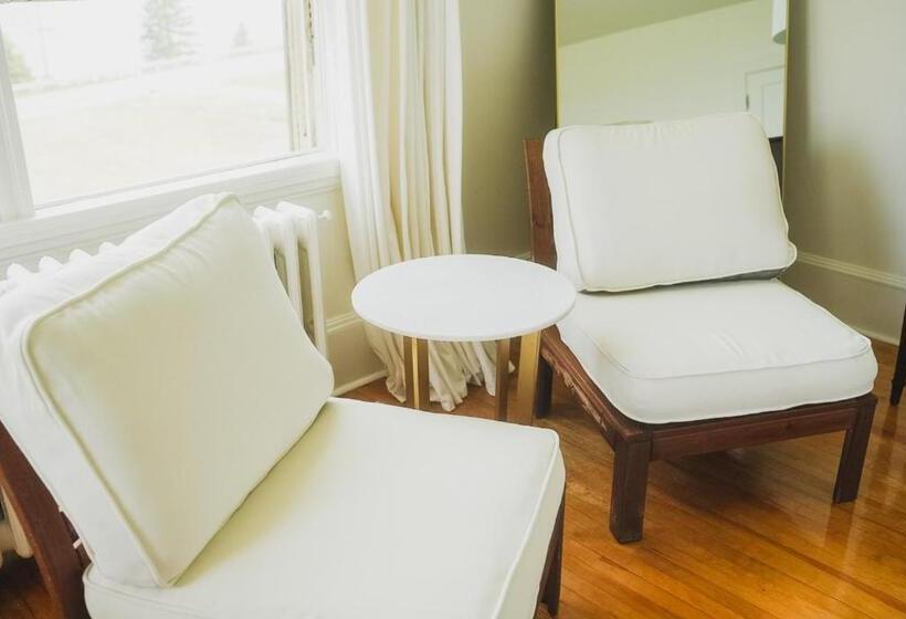 스탠다드 룸 킹사이즈 침대, Bellview Luxury Suites