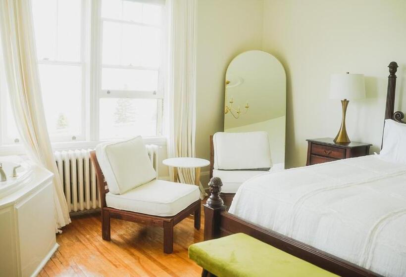 스탠다드 룸 킹사이즈 침대, Bellview Luxury Suites