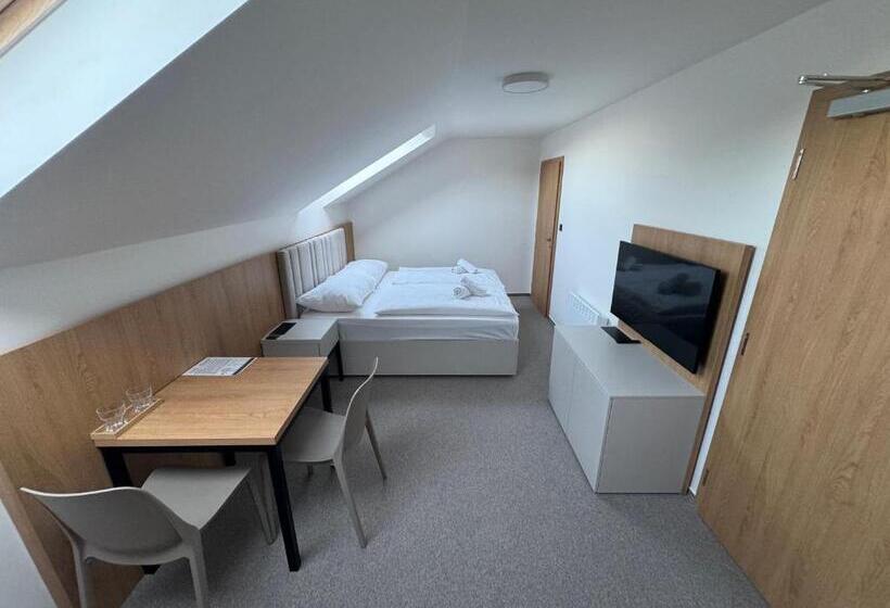 デラックスルーム, Comfort Pálava, Penzion & Restaurant