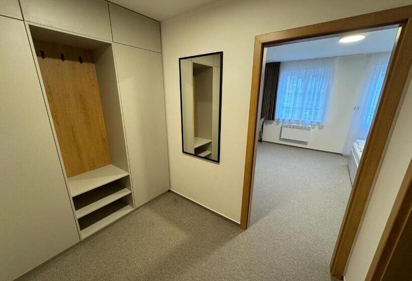 バルコニー付きデラックスルーム, Comfort Pálava, Penzion & Restaurant