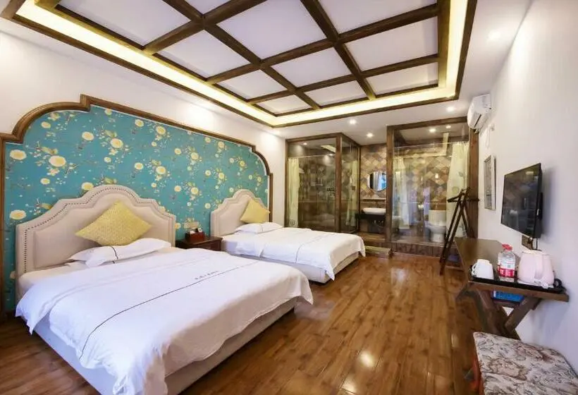 ガーデンビュースーペリアールーム, Fenghuang Slowly Time Inn