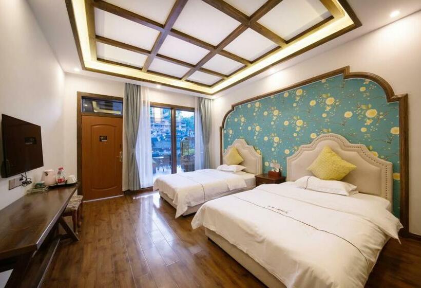 ガーデンビュースーペリアールーム, Fenghuang Slowly Time Inn