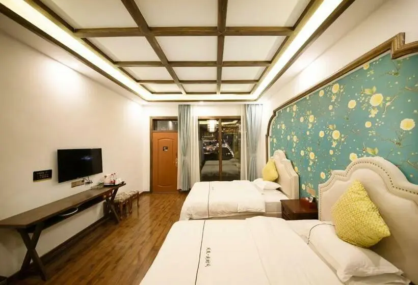 ガーデンビュースーペリアールーム, Fenghuang Slowly Time Inn