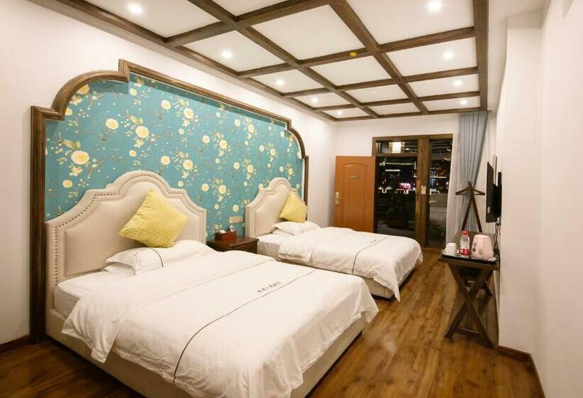 ガーデンビュースーペリアールーム, Fenghuang Slowly Time Inn