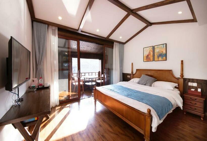 バルコニー付きデラックスルーム, Fenghuang Slowly Time Inn