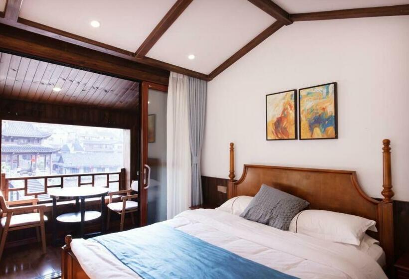 バルコニー付きデラックスルーム, Fenghuang Slowly Time Inn