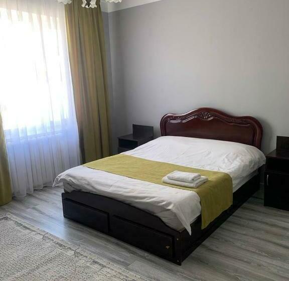 اتاق استاندارد, All Seasons