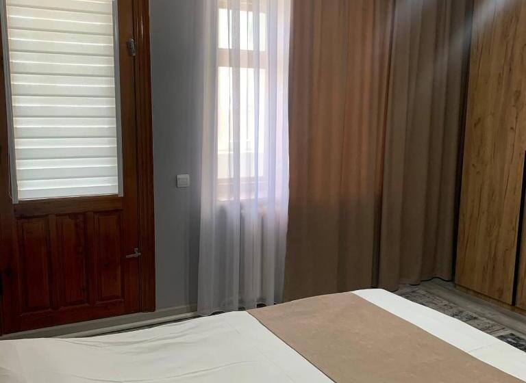 سوییت, All Seasons