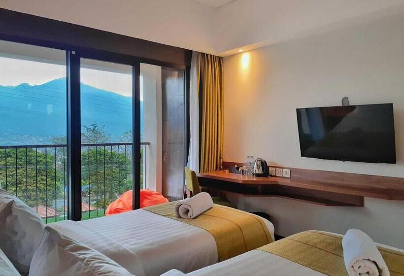 Номер Superior Вид на Город, The Batu Hotel & Villas