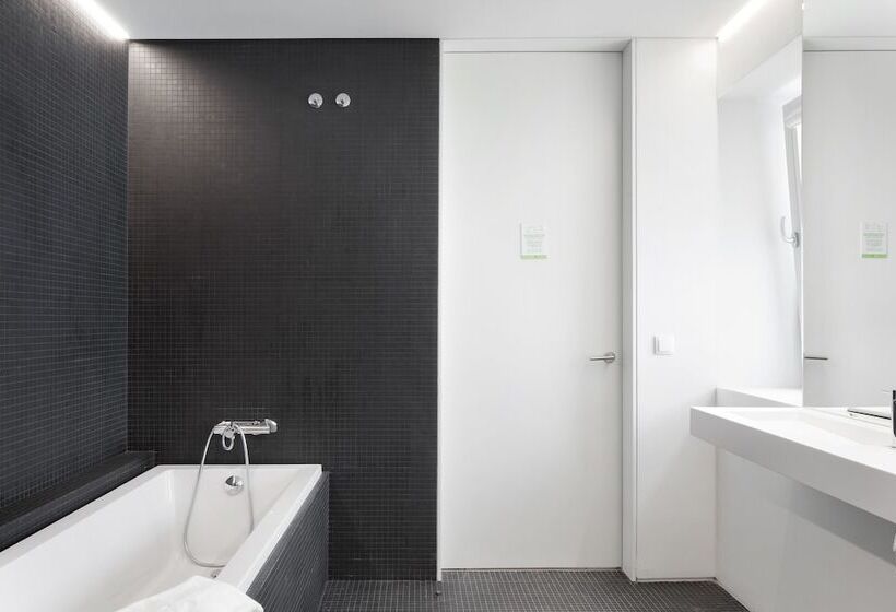 استودیوی لوکس, Ascensor Da Bica   Lisbon Serviced Apartments