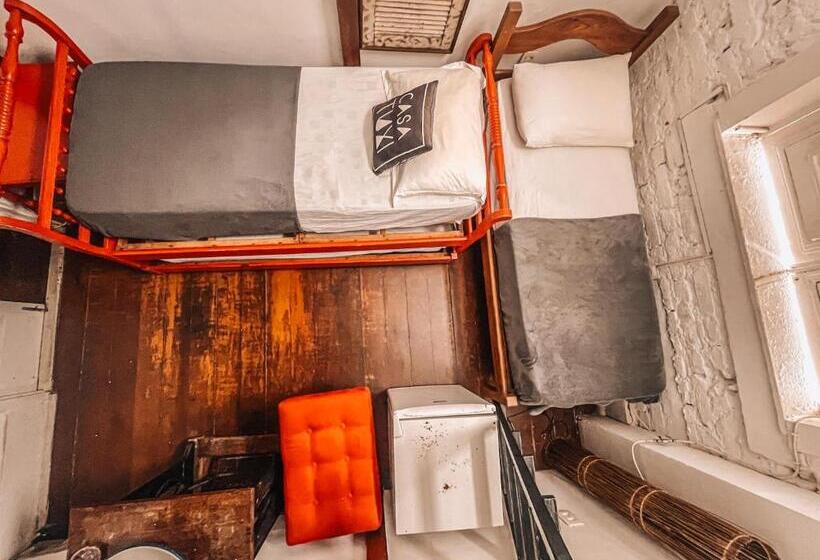اتاق استاندارد چهار تخته, Casa Tuxi