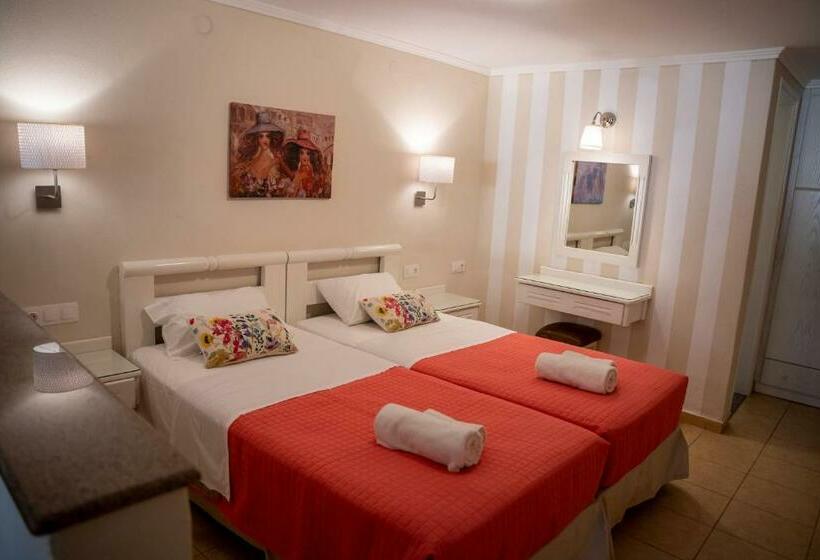 Студио Стандарт с Террасой, Blue Sky Apartments