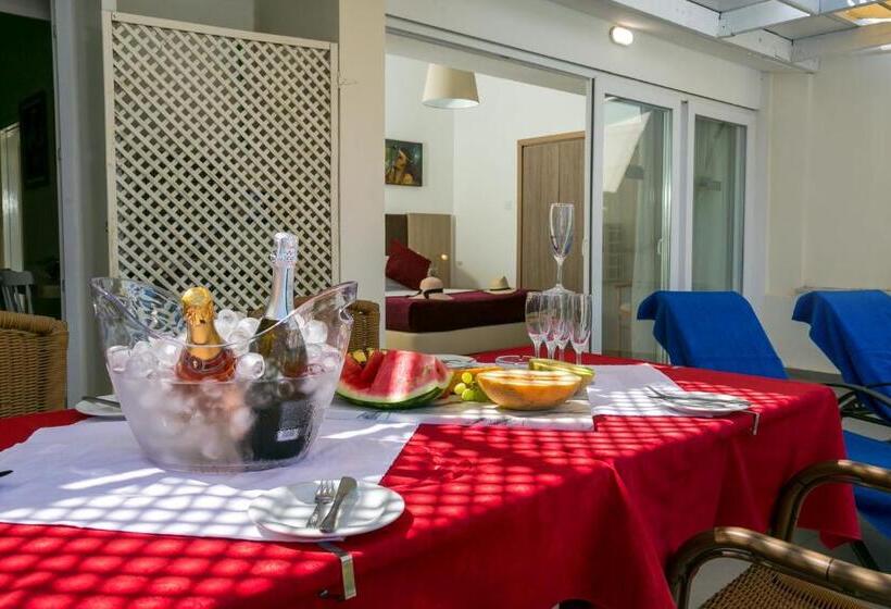 Семейный Номер, Fitosinn