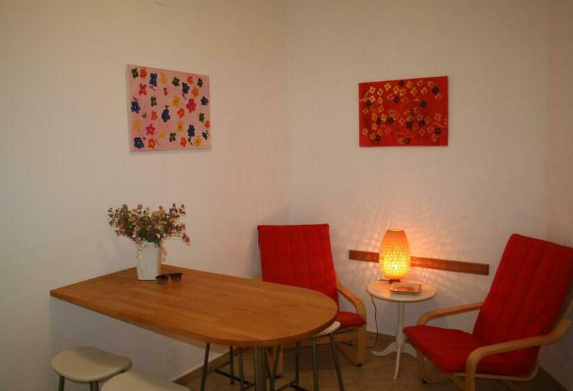 شقة غرفتين, Fonteluna Residence