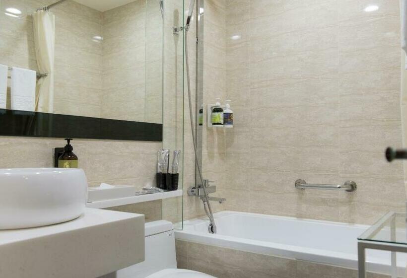 اتاق لوکس, Le Room Hotel Taoyuan