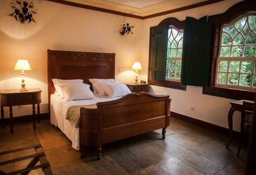 Номер Superior, Almaserra Vila