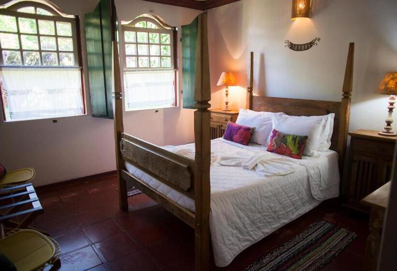 标准间, Almaserra Vila