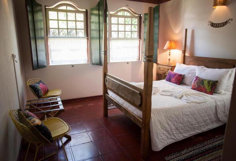 标准间, Almaserra Vila