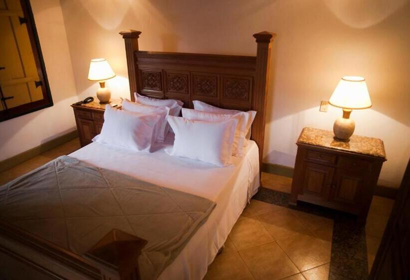 豪华房间, Almaserra Vila