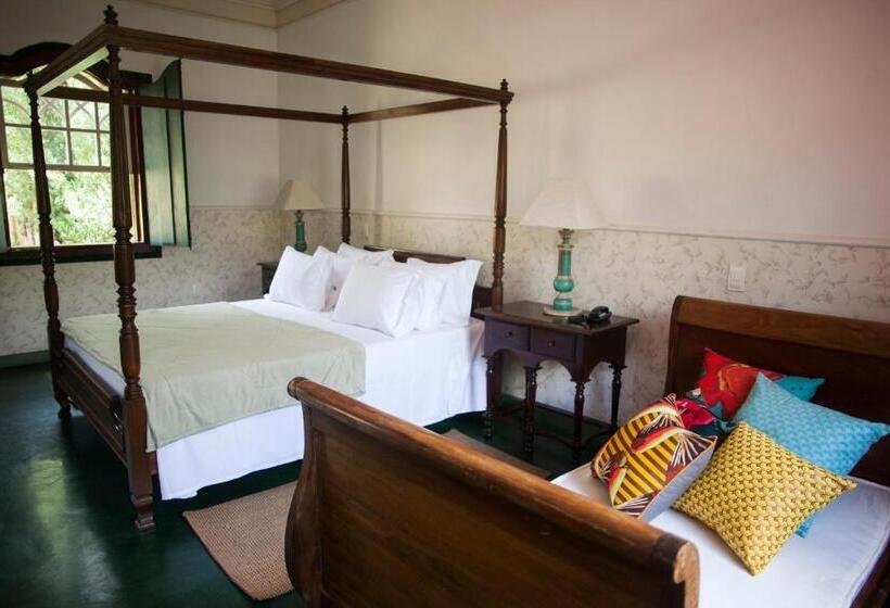 豪华房间, Almaserra Vila