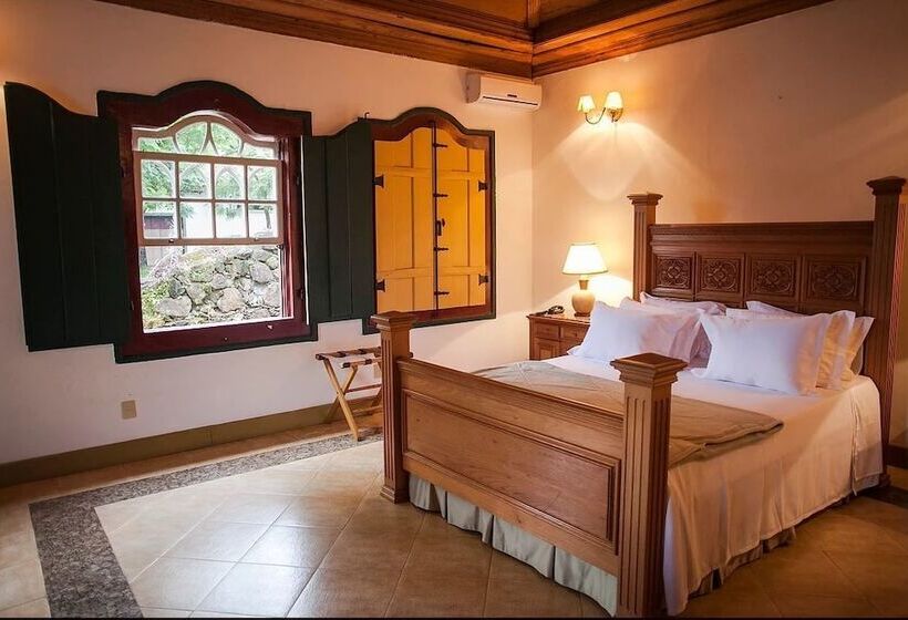 标准间, Almaserra Vila