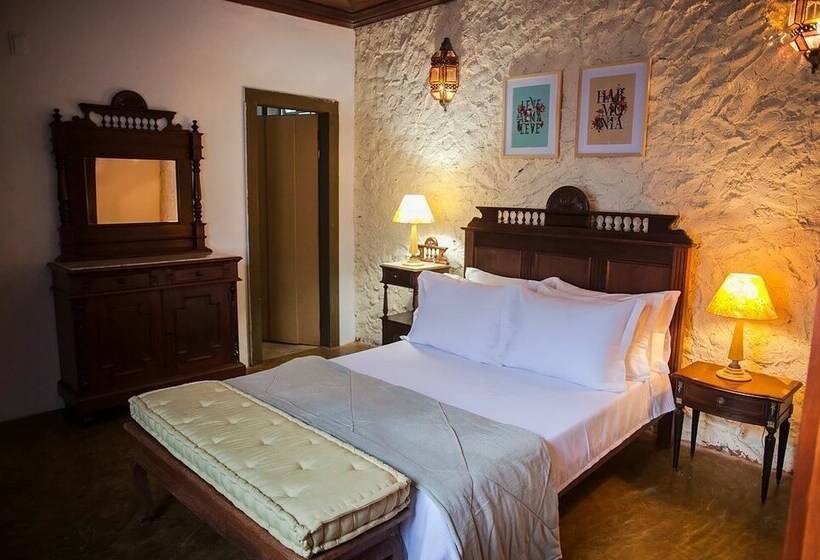 标准间, Almaserra Vila