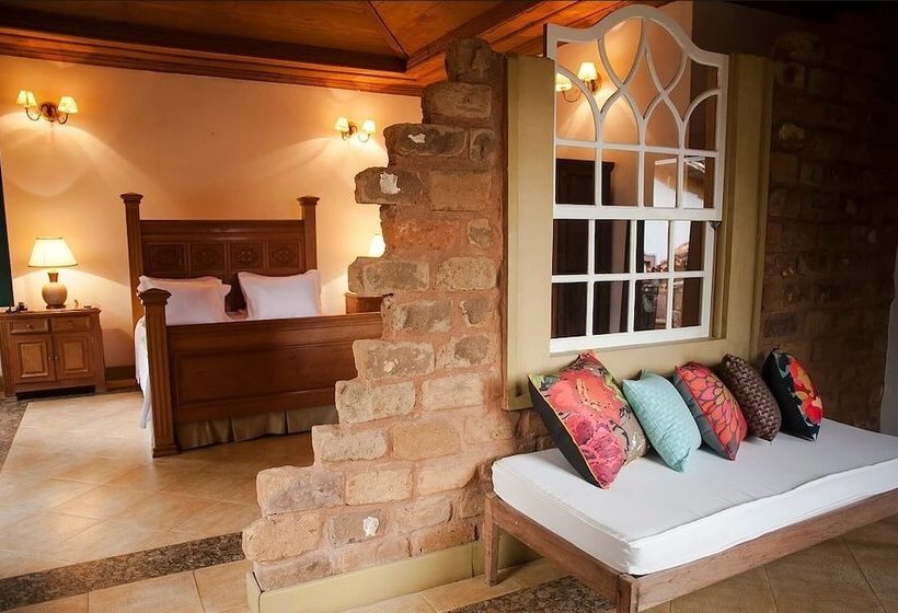 豪华房间, Almaserra Vila