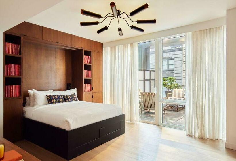 适合残疾人使用的标准间, Arlo Nomad