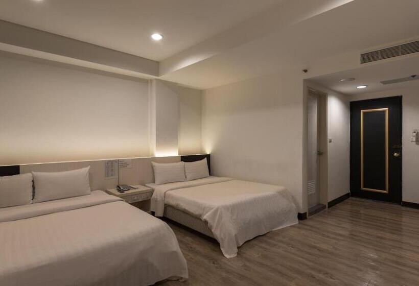 اتاق استاندارد چهار تخته, Lotus Yuan Business