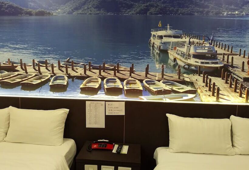 اتاق استاندارد چهار تخته, Lotus Yuan Business