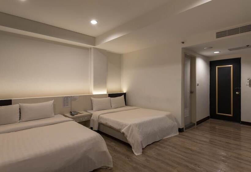 اتاق استاندارد چهار تخته, Lotus Yuan Business