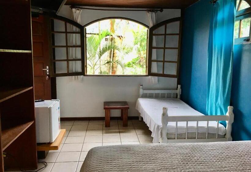 컴포트 트리플 룸, Pousada Tropicana